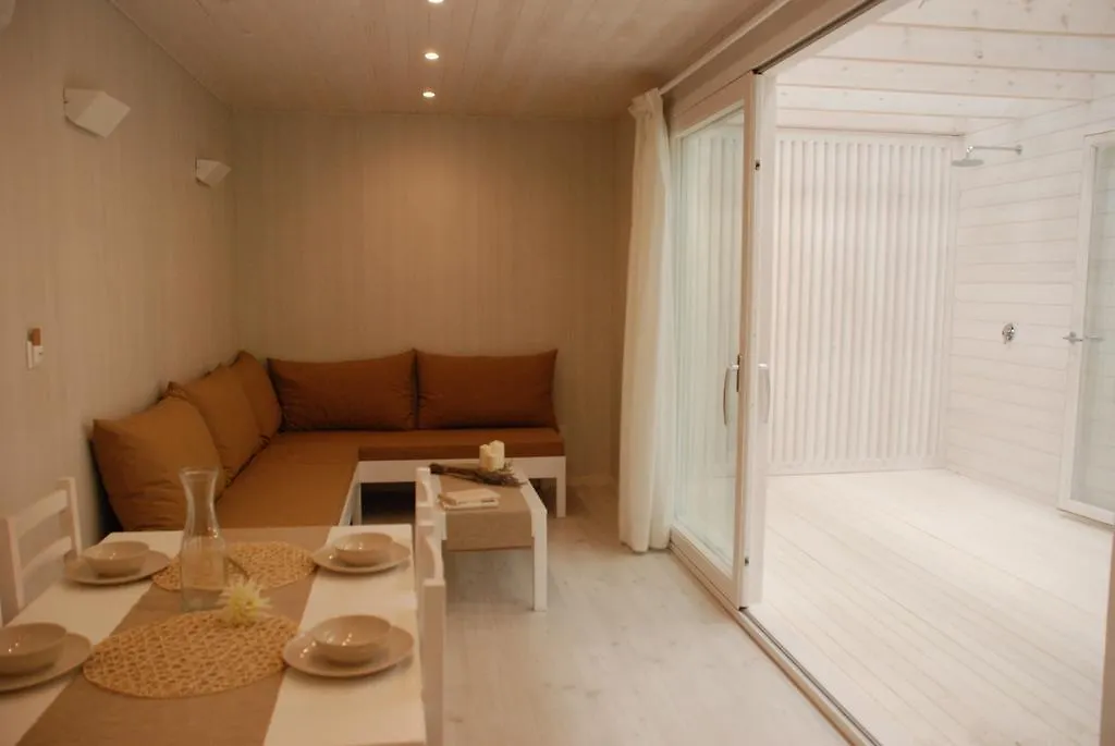 Camping Senia Riu Sant Pere Pescador Campsite