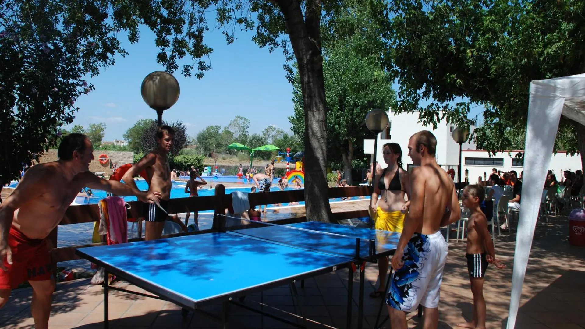 Camping Senia Riu Sant Pere Pescador 2*,