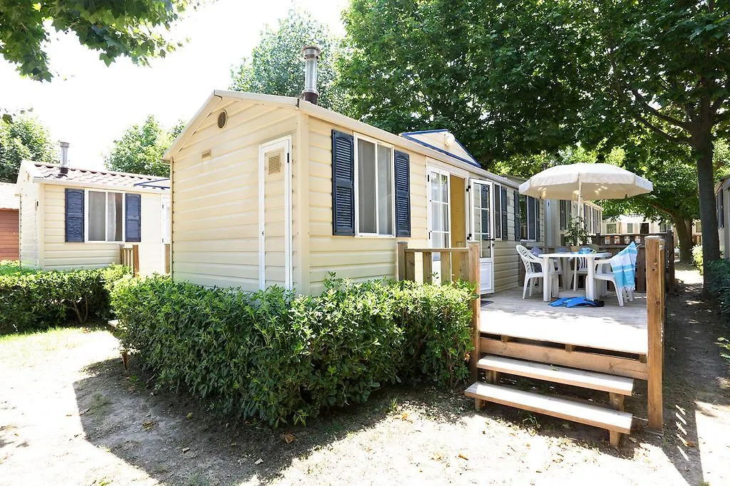 ** Campsite Camping Senia Riu Sant Pere Pescador Spain