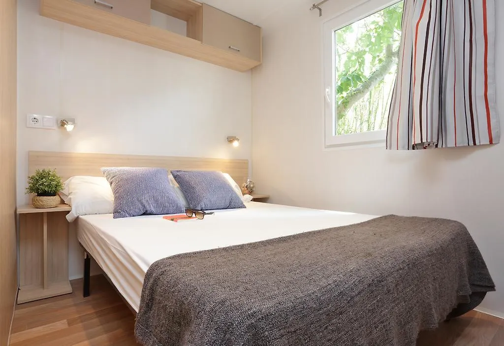 Camping Senia Riu Sant Pere Pescador