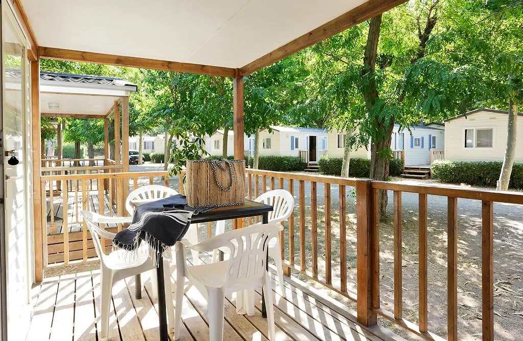 Camping Senia Riu Sant Pere Pescador Campsite